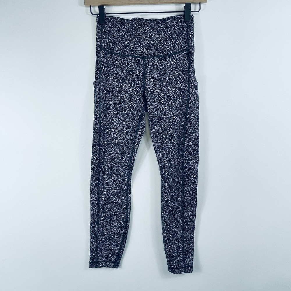 Athleta Leggings Womens XS Black White Ultimate Stash‎ Textured 7/8 Athleisure
